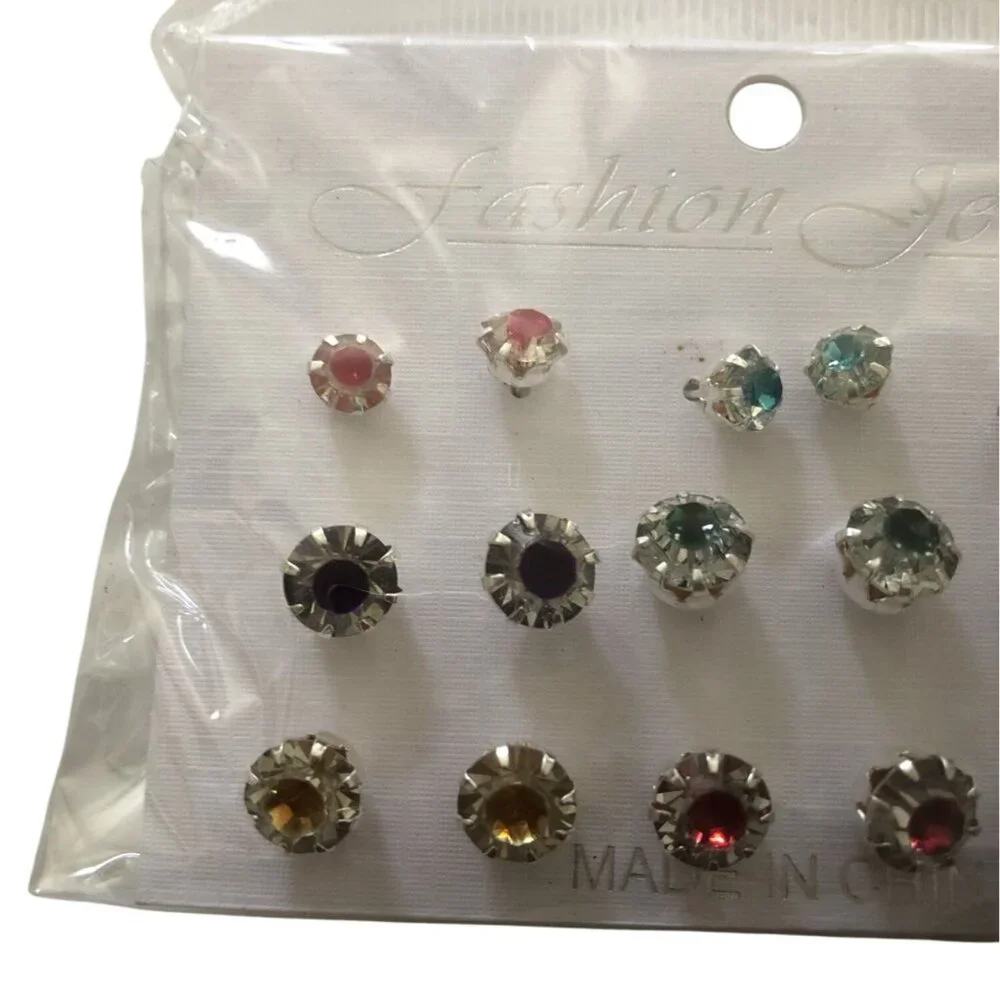 9 Pairs Of Crystal‎ Stud Earrings Assorted Colors Multicolor Round Design